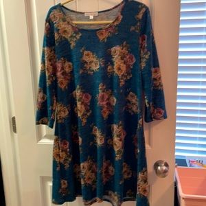 Mid length sleeve dress